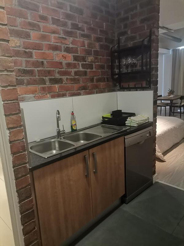 To Let 1 Bedroom Property for Rent in Woodstock Western Cape